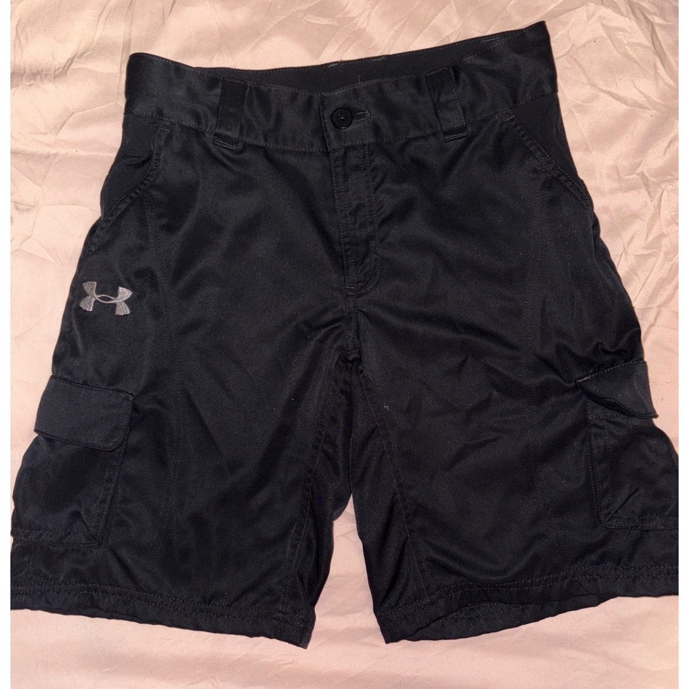 Under Armour Boys Black Athletic Cargo Shorts, Size Youth Large